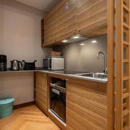 Ve.n.i.ce. Cera Tintoretto *